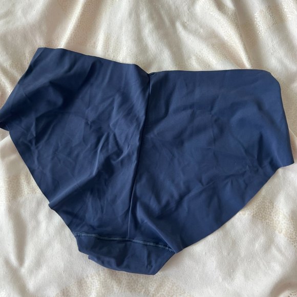 Victoria’s Secret blue hipster/hip hugger underwear panties size medium nwt - Picture 4 of 4